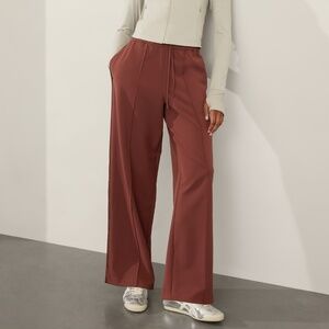 NWT Athleta Endeavor High Rise Relaxed Pants Cherrywood Brown | Size S